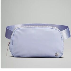 lululemon Everywhere Belt Bag
